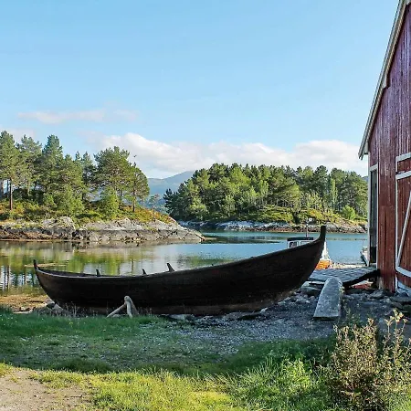 Holiday Home Vagland Vakantiehuis Bårdset