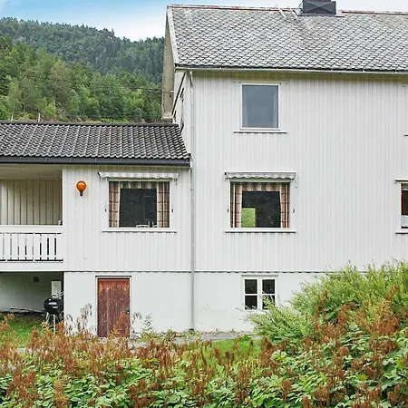Holiday Home Vagland * Bårdset