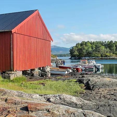 8 Person In Vagland-by Traum Semesterbostad Bårdset